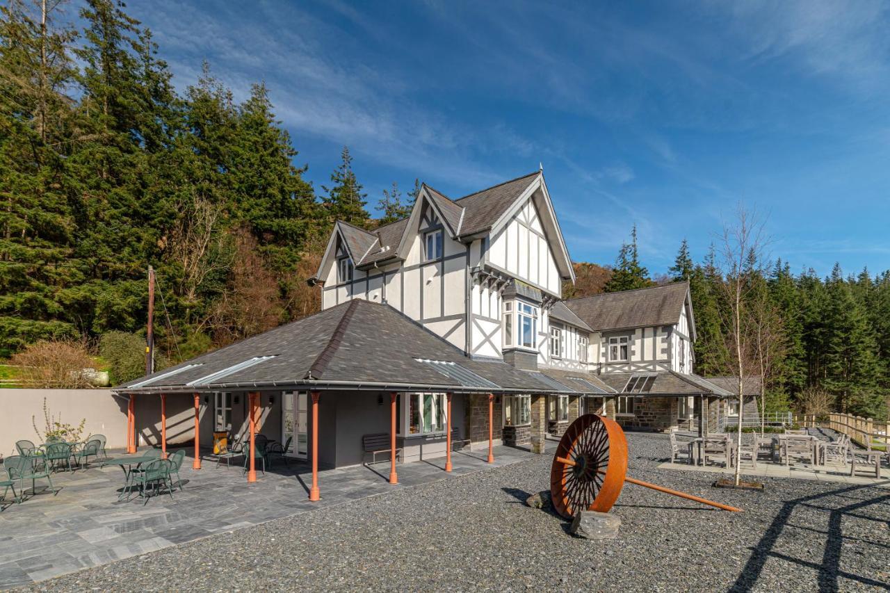 Plas Weunydd Hotel