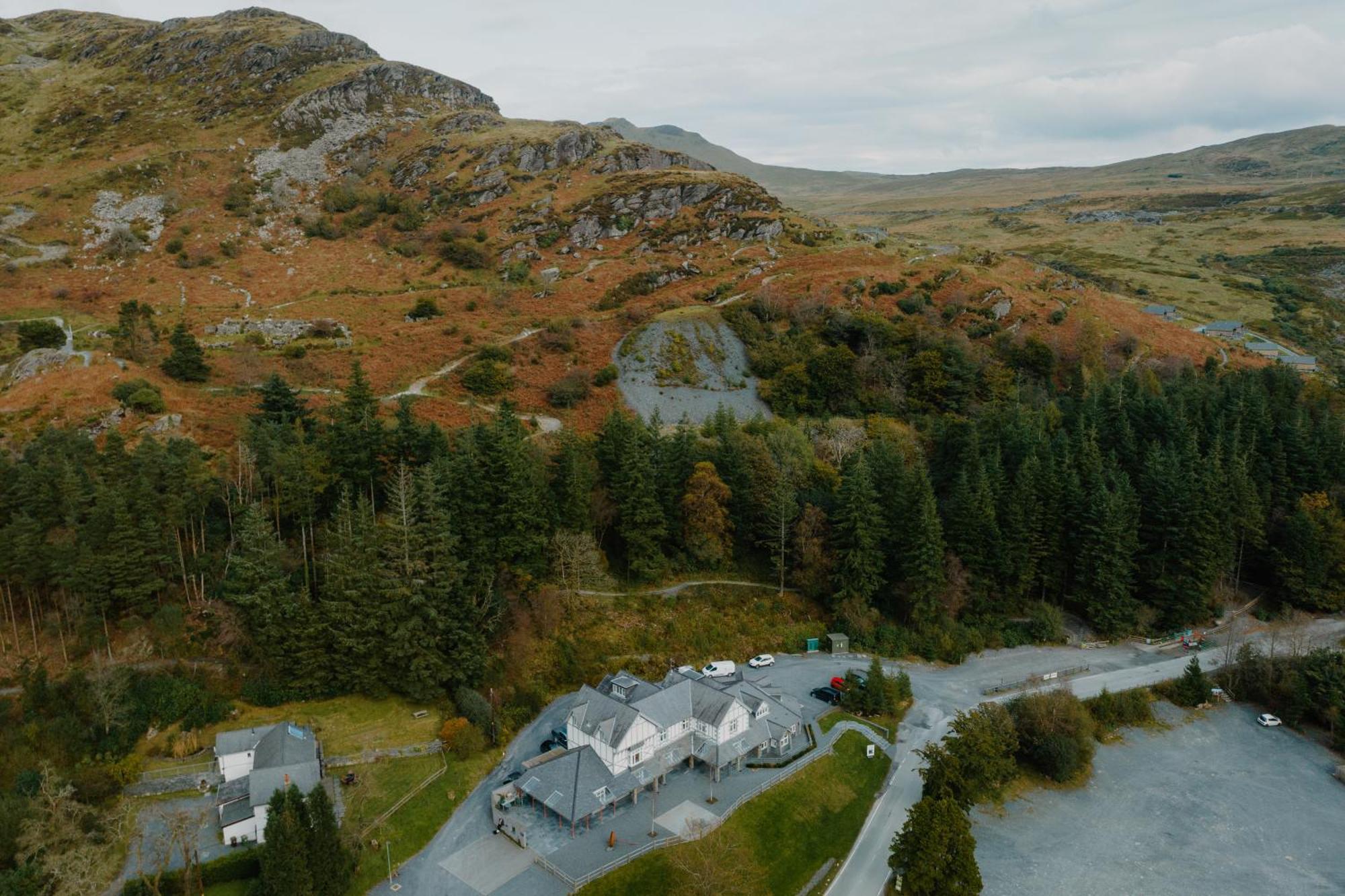 Plas Weunydd Hotel 4*